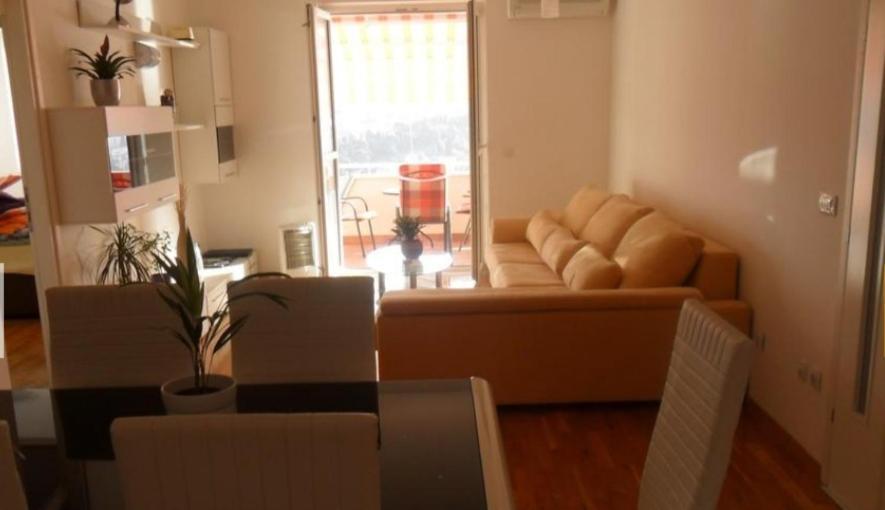Rooms Anela With Large Common Tarrace And Beautiful Sea View Dubrovnik Bagian luar foto