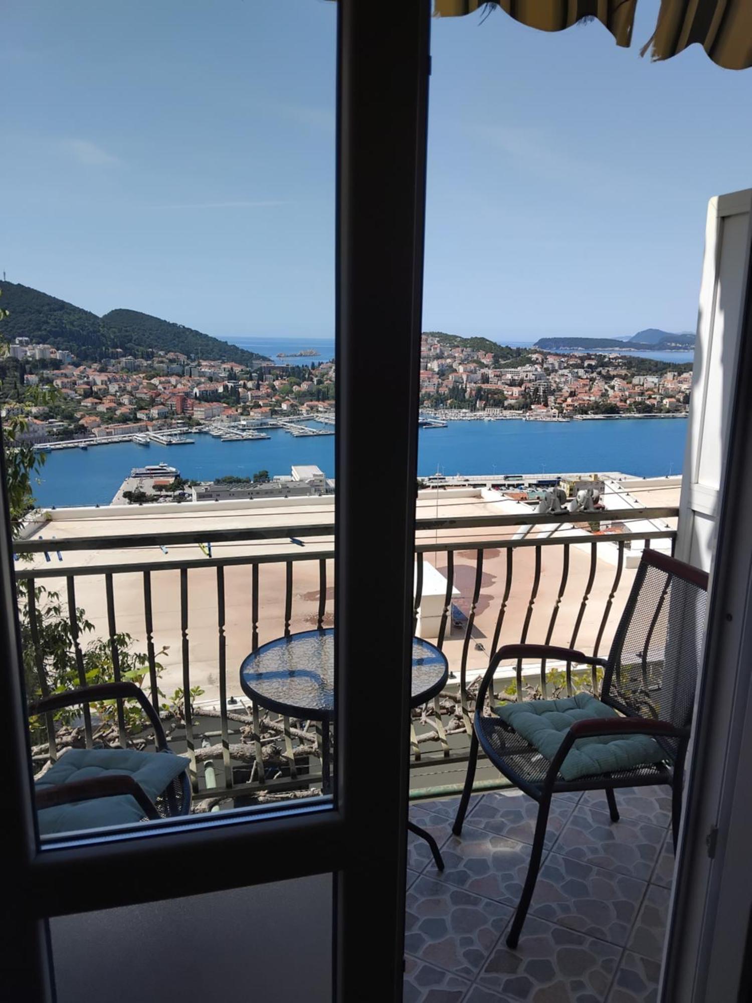 Rooms Anela With Large Common Tarrace And Beautiful Sea View Dubrovnik Bagian luar foto