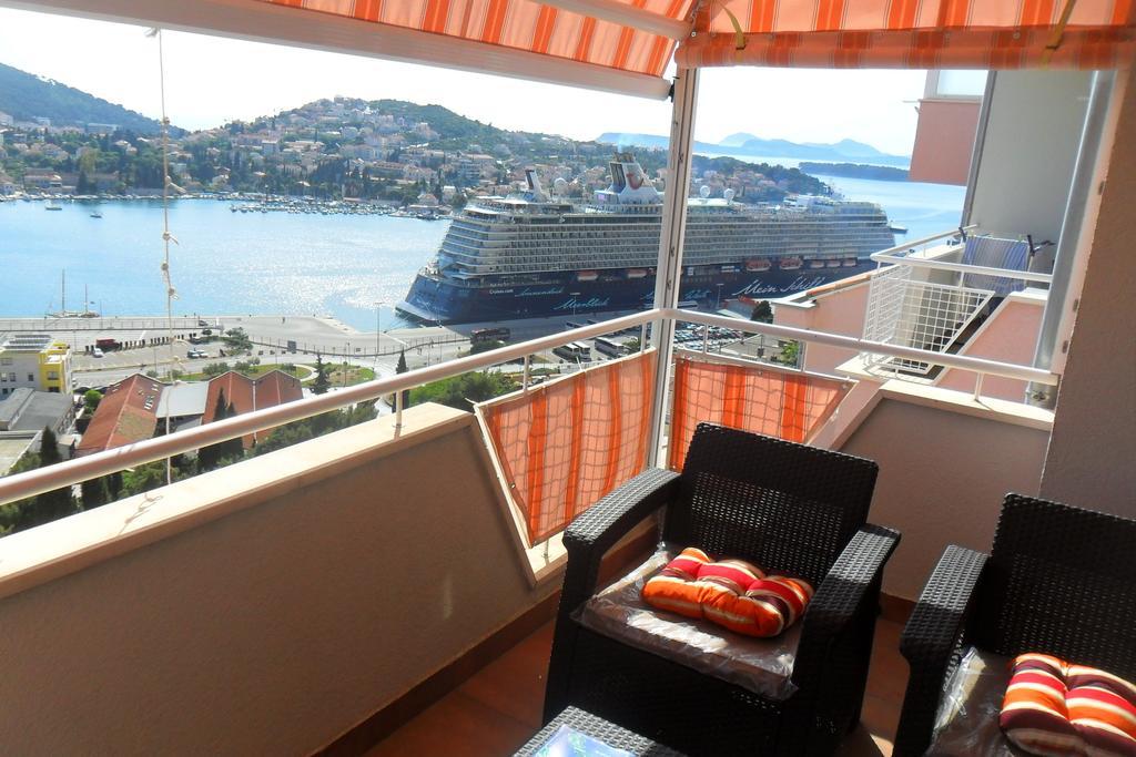 Rooms Anela With Large Common Tarrace And Beautiful Sea View Dubrovnik Bagian luar foto